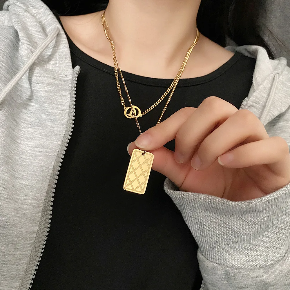 

CARLIDANA 2022 New Fashion Women Stainless Steel Double Layered Smooth Rhombus Pendant Necklace Long Chain Hiphop Necklace Women