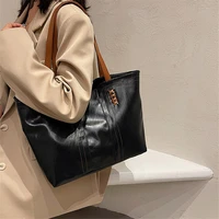 simple soft leather shoulder bag for women large capacity casual tote bag for fashion new luxury designer armpit handbags