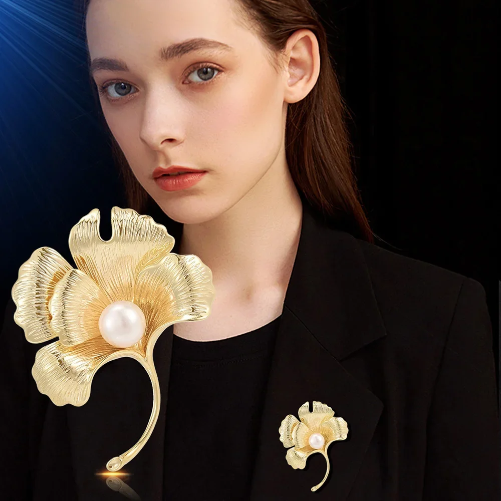 

New Women's Morning Glory Flower Bouquets Brooches Fashion Light Luxury Pearl Plant Clothing Accessories Pins Broches Winter