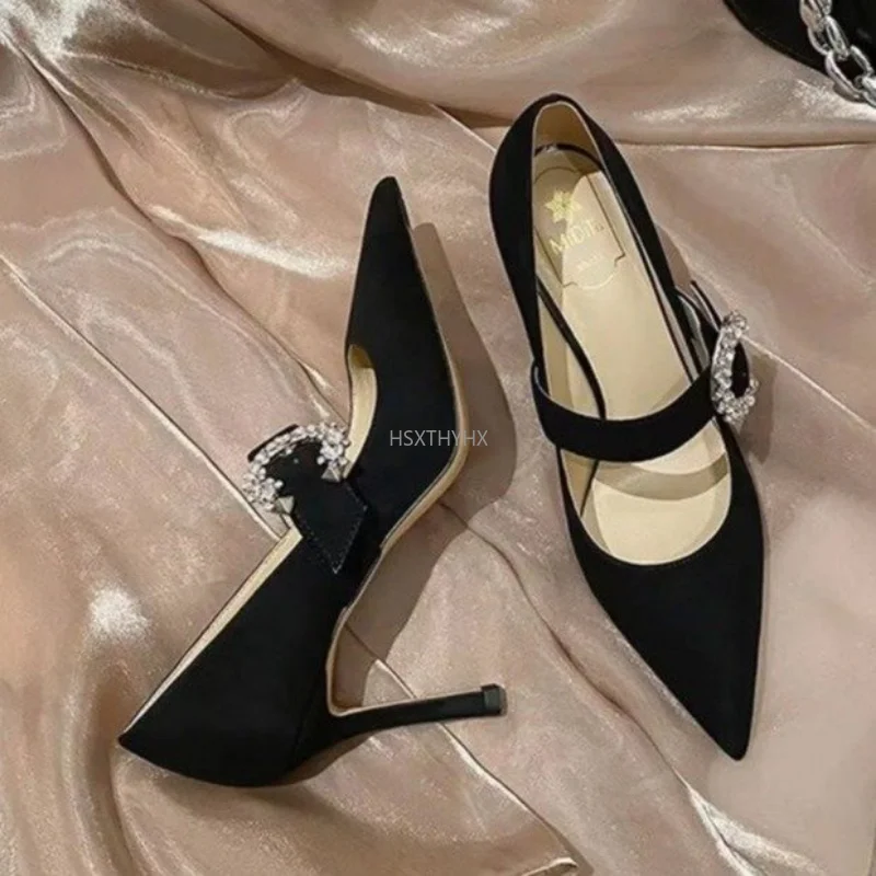 

Женские свадебные туфли-лодочки, туфли из натуральной кожи на тонком каблуке, с острым носком, со стразами и пряжкой, 2023