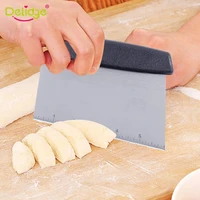 1pc plastic handle stainless steel pizza dough scraper cutter with scale baking pastry spatulas kitchen tool