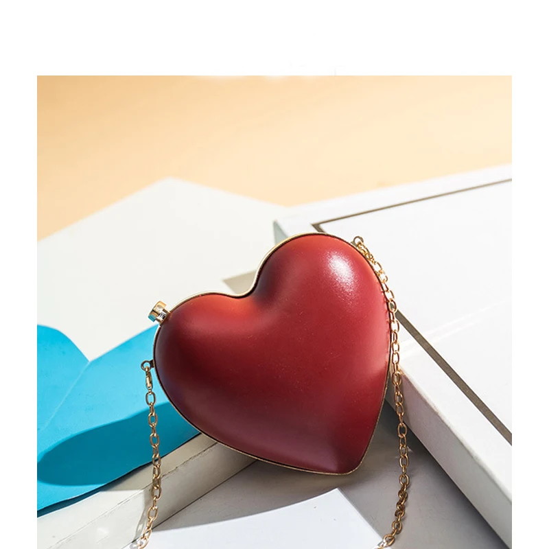 

2021 new love bag GG chain double g Single Shoulder Messenger fashion versatile small bag heart-shaped women's bag