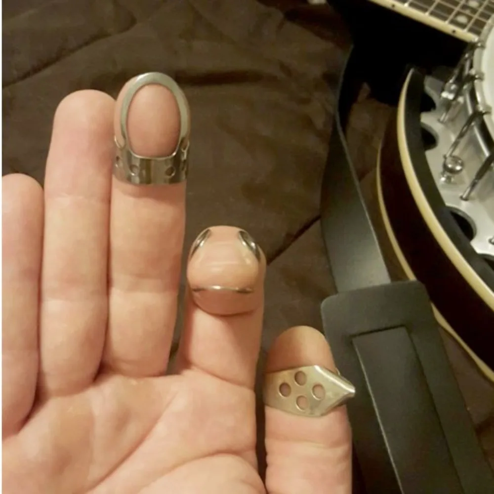 

Metal Guitar Finger Perforated Paddles Durable Wear Resistant Silver Fingerstyle Picks Accessory Metal Paddles Guitar