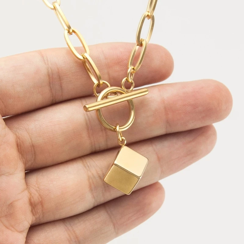 

Женское Ожерелье Кубический квадратный кулон ожерелье золотой цвет из нержавеющей стали Переключатель T-образной пряжки чокер