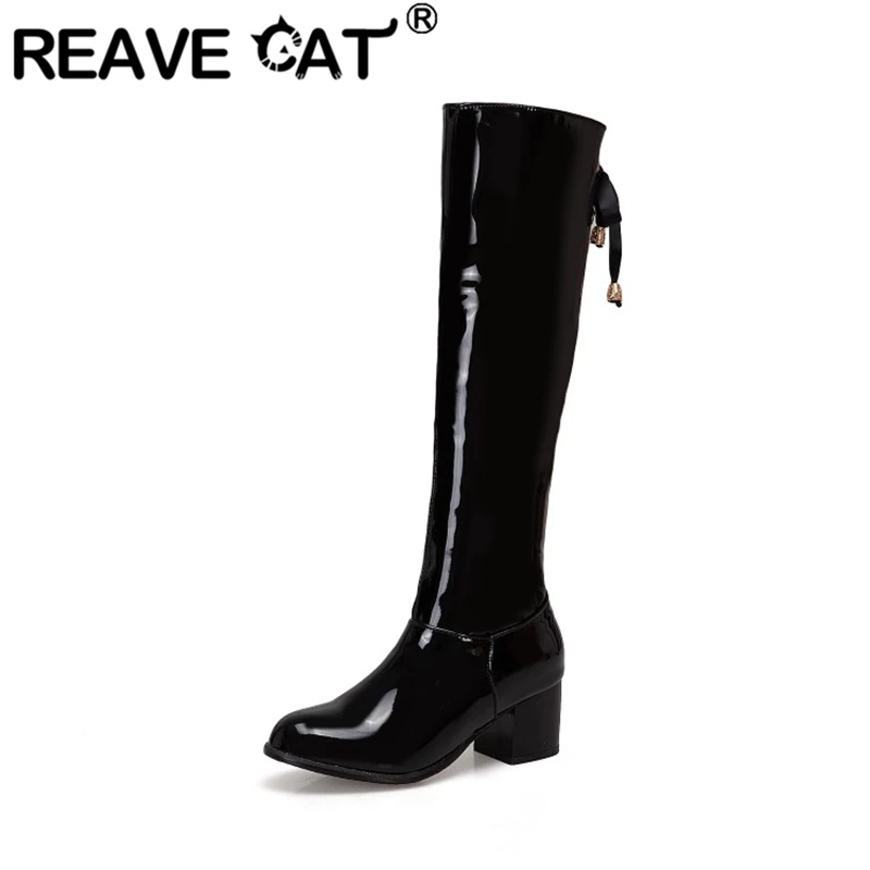 Фото Женские ботфорты REAVE CAT с круглым носком, на массивном каблуке, резиновые, размеры 33-50, с лентами, черные, белые, красные, модель S2684, осень. №2