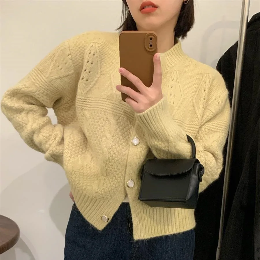 

2022 Lazy wind Women Knitted Cardigan Sweater Autumn Winter Warm V-neck Solid Long Sleeve Single-breasted Tops Cardigan clothing
