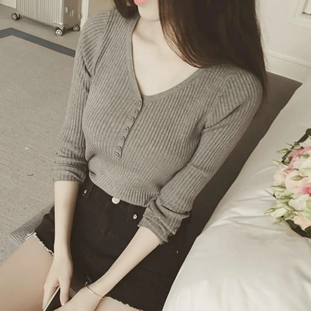 

Breathable Shirt Chic V-neck Knitted Sweaters for Women Slim Fit Elastic Pullover Tops Solid Colors for Fall Winter Wardrobe
