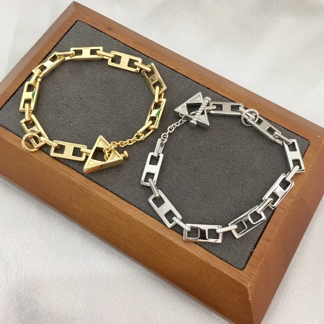 

Irregular Triangle Women's Fashion Style Versatile Simple Bracelet