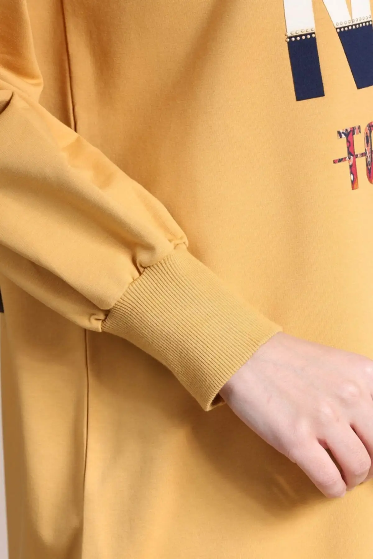 

Raglan Sleeve Printed Tunic Sweater Acid Yellow Women Muslim Sweatshirt 2021 Fashion
