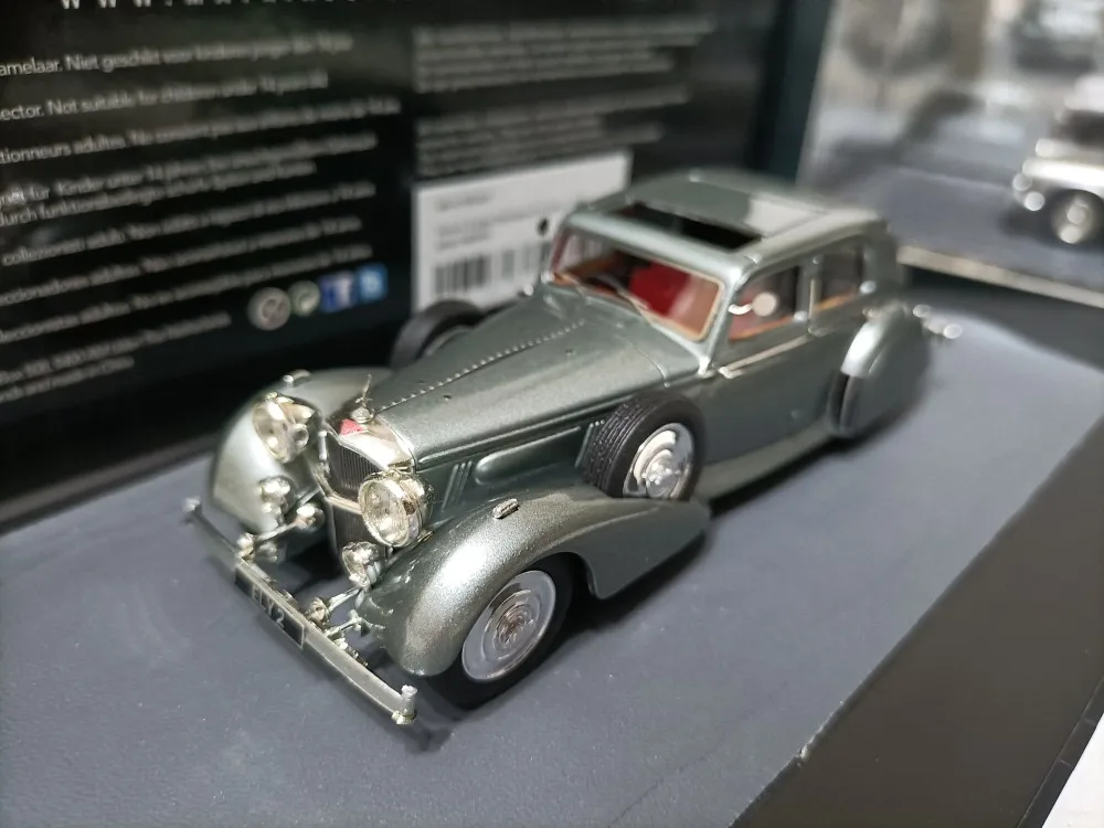 

Matrix 1:43 For Alvis 4.3L Charlesworth Saloon 1938 Classic Cars Limited Edition Resin Metal Static Car Model Toy Gift