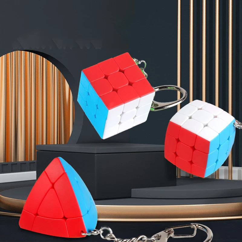 

Speed Cube 3X3X3 Mini 3Rd Order Keychain Magic Cubing Speed Puzzle Educational Toy for Children Kids Professional Magic Cube