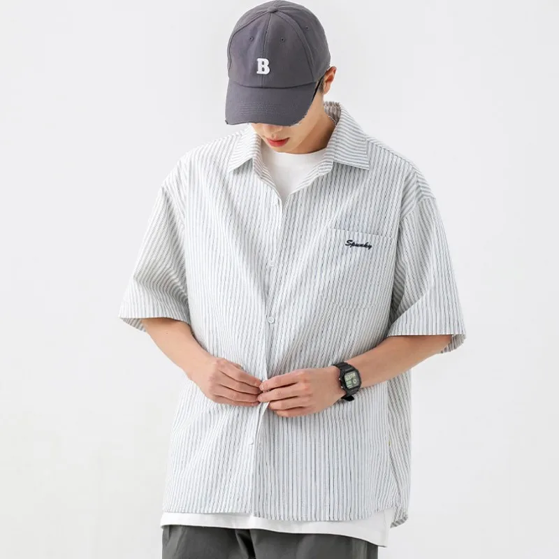 

Summer Versatile Men's Vertical Striped Embroidery Cool Casual Loose Tess Button T-Shirt Soft Short Sleeve College Style Pocket