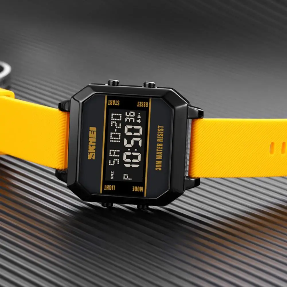 

Low Consumption Fashion Square Dial Wrist Watch Countdown Wrist Watch Cool Appearance for Adults