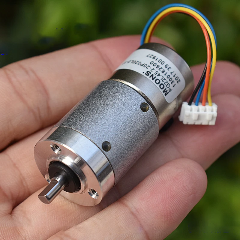 

Шаговый двигатель ZJMZYM Stepper Motor 22 мм 1:45.2