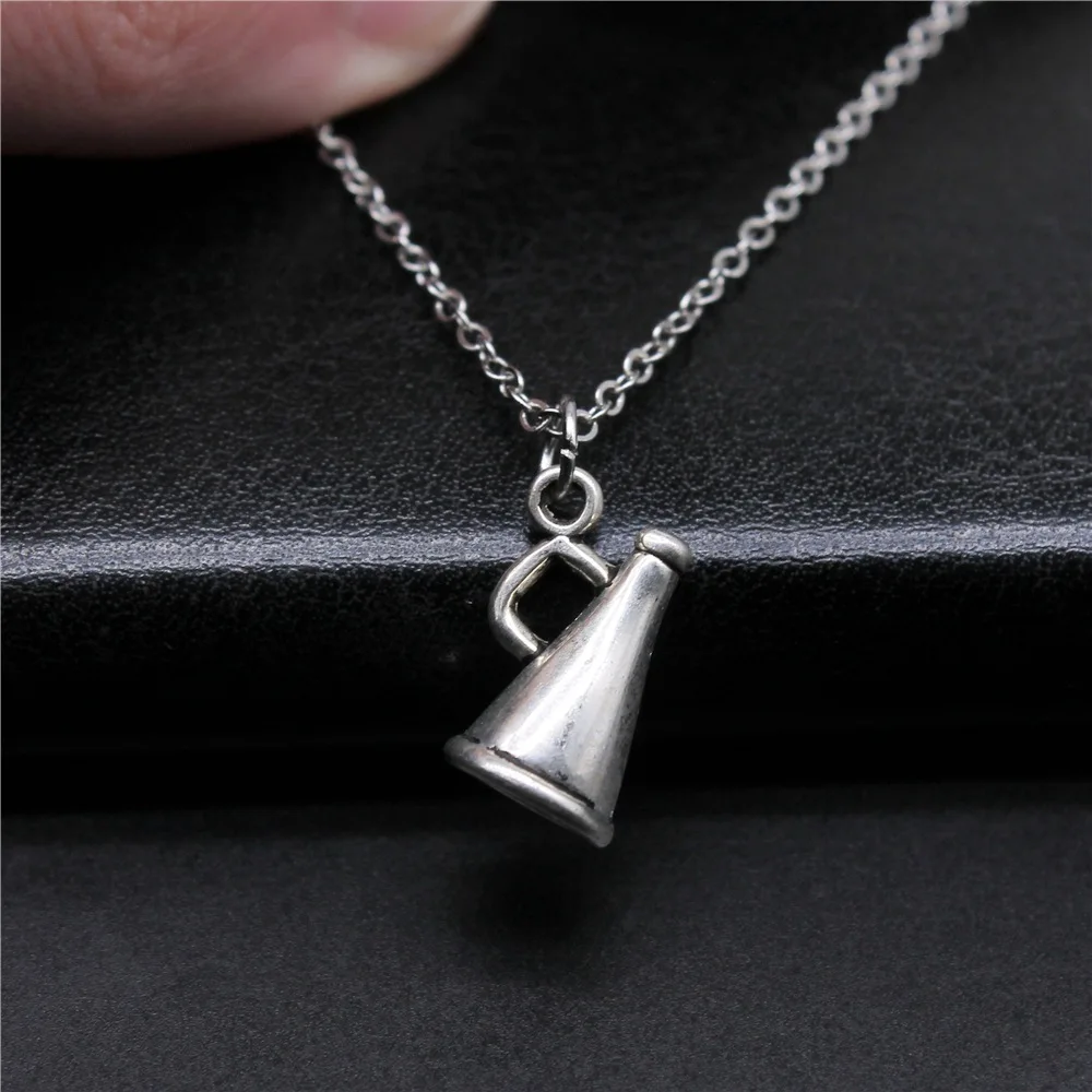 Цепочка с подвеской в виде 3D колонки, под античное серебро, 15 х9х9 мм