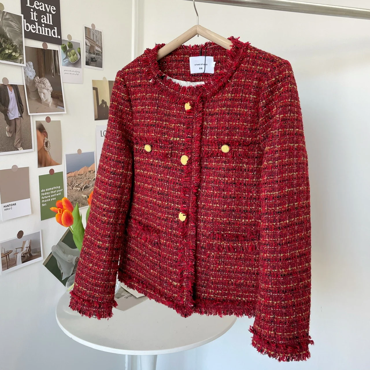 2022 Vintage Red Tweed Jacket Women Spring Autumn Golden Button Wool Coat Women Wide-waisted Long-sleeve Jacket Business Clothes