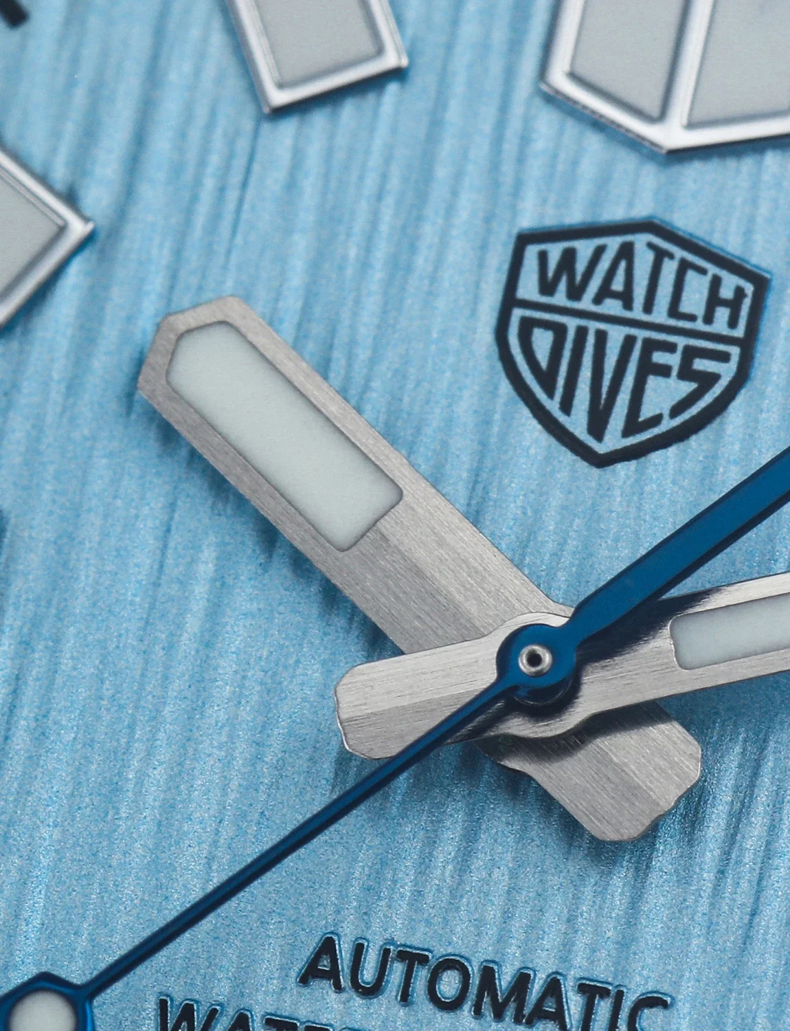 Часы наручные водонепроницаемые с сапфировым стеклом 300 м