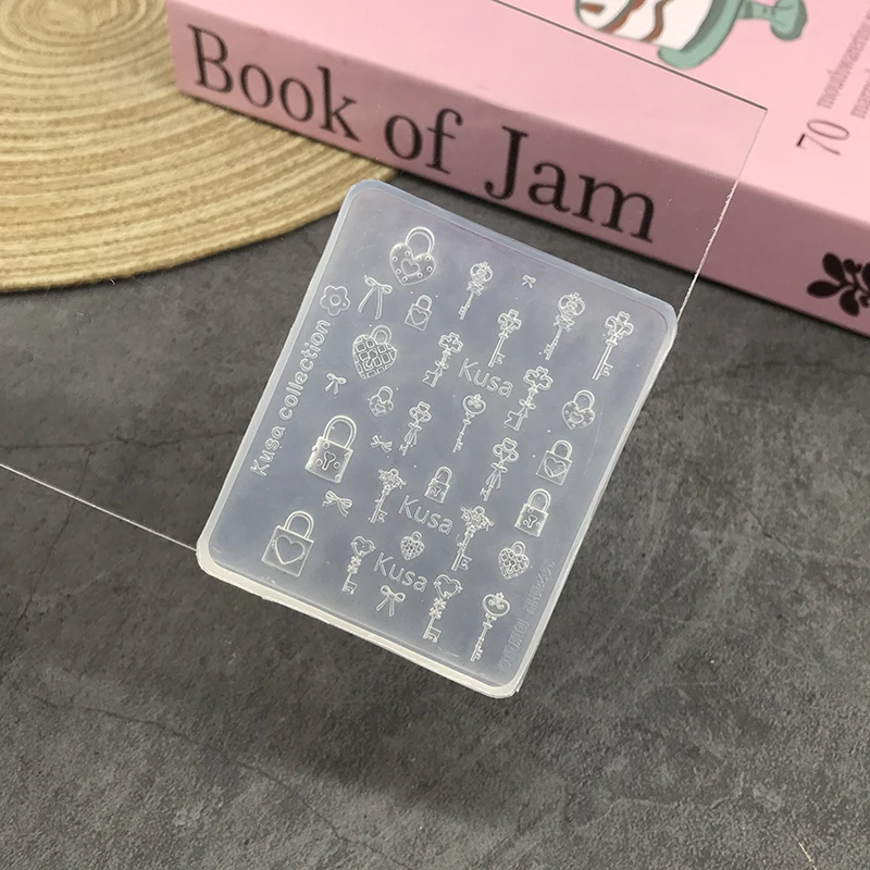 

Формы для ногтей из силикона MNYB