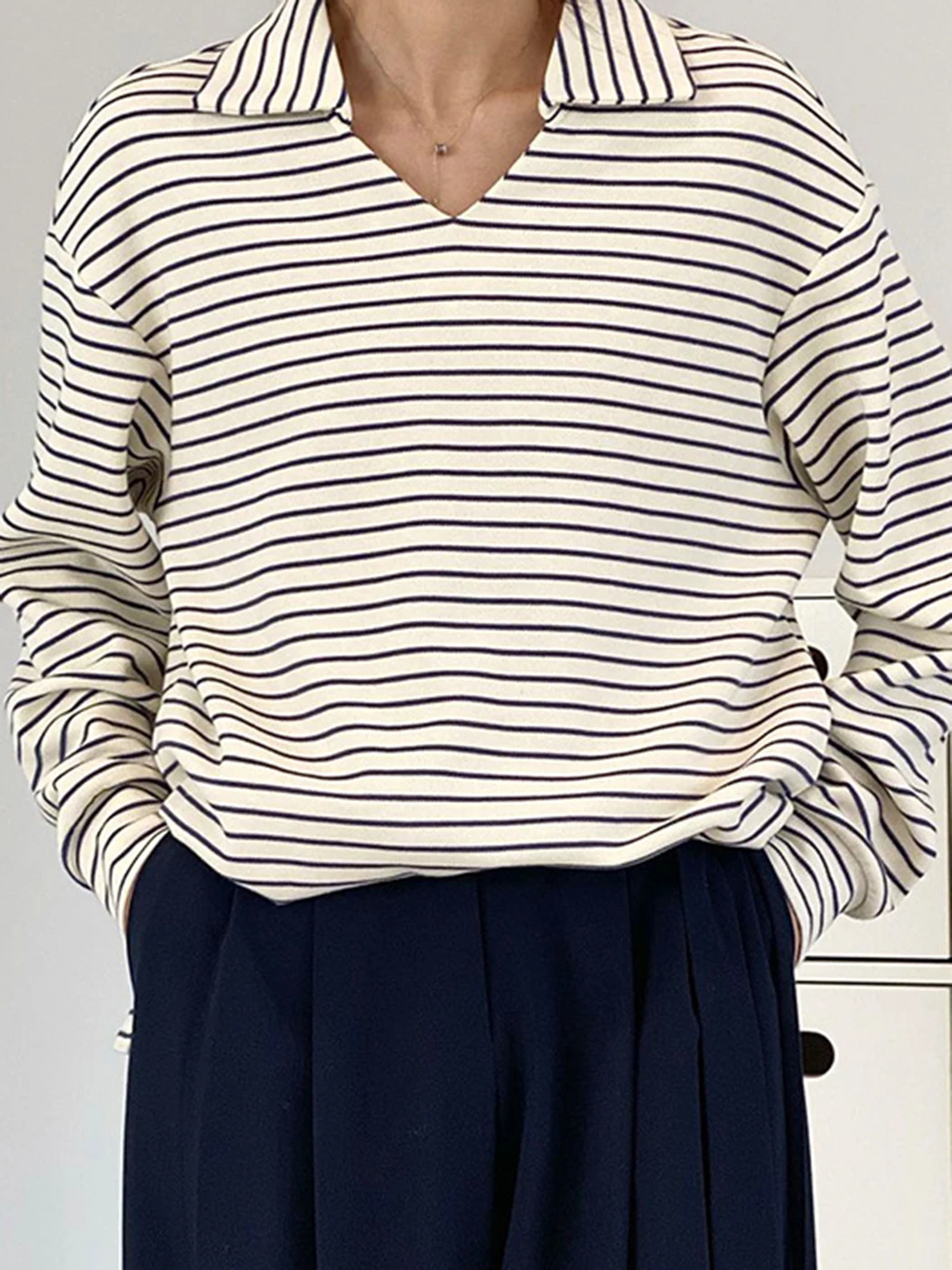 

Женский Свободный свитшот в полоску, классический хлопковый пуловер с длинным рукавом и V-образным вырезом, повседневный винтажный топ с ка...