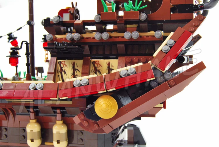 2363 шт. Shinobi Destiny's Bounty 3 модульные уровни Wu's Flying Ship Dragon 10723 строительные блоки