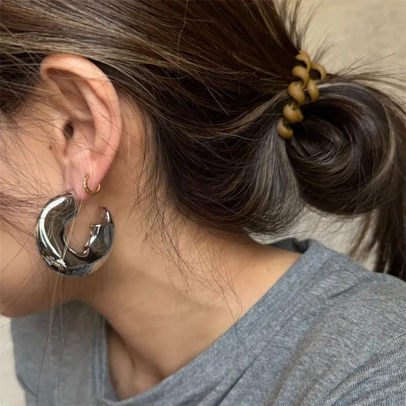 European and American Retro Exaggerated Temperament Cold Sle Brass Gold Plated Personali Sexy Design Metal Large Ea...