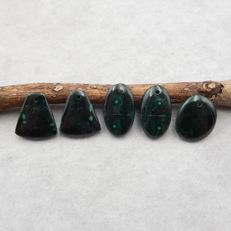 New Design 5Pcs Semiprecious Natural Stone Malachite Gemstone Pendant Beads Necklace Accessories,17x15x3mm,10g