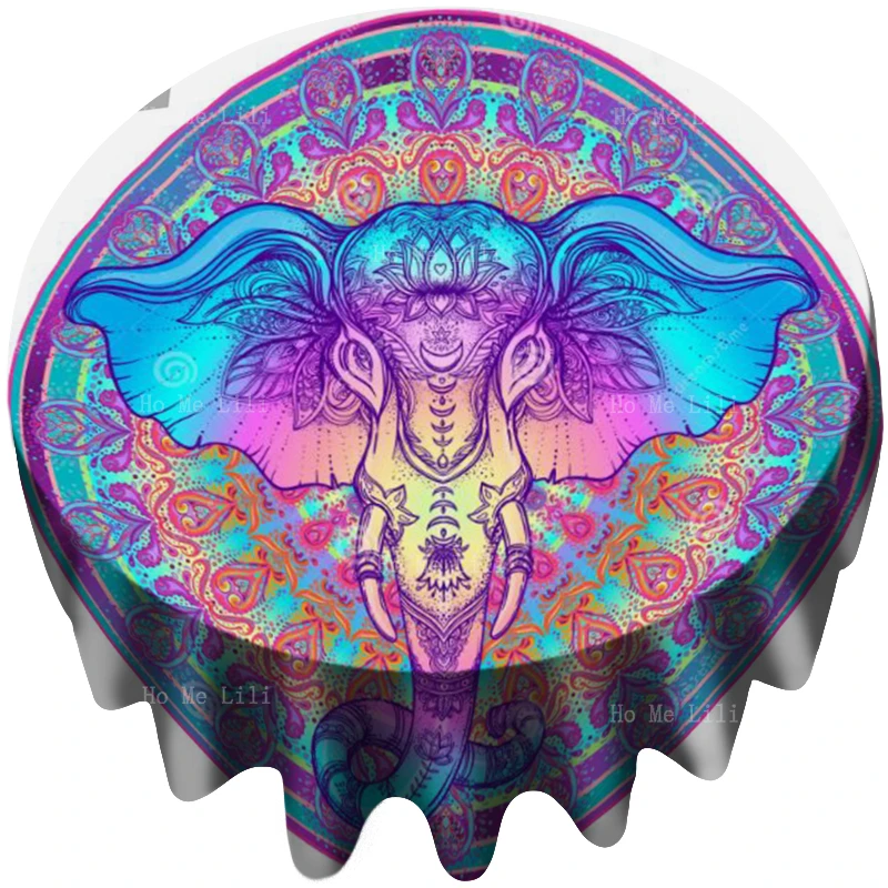 Летучая мышь вампир на фоне звезды и волшебных надписей Племенной Стиль слон над