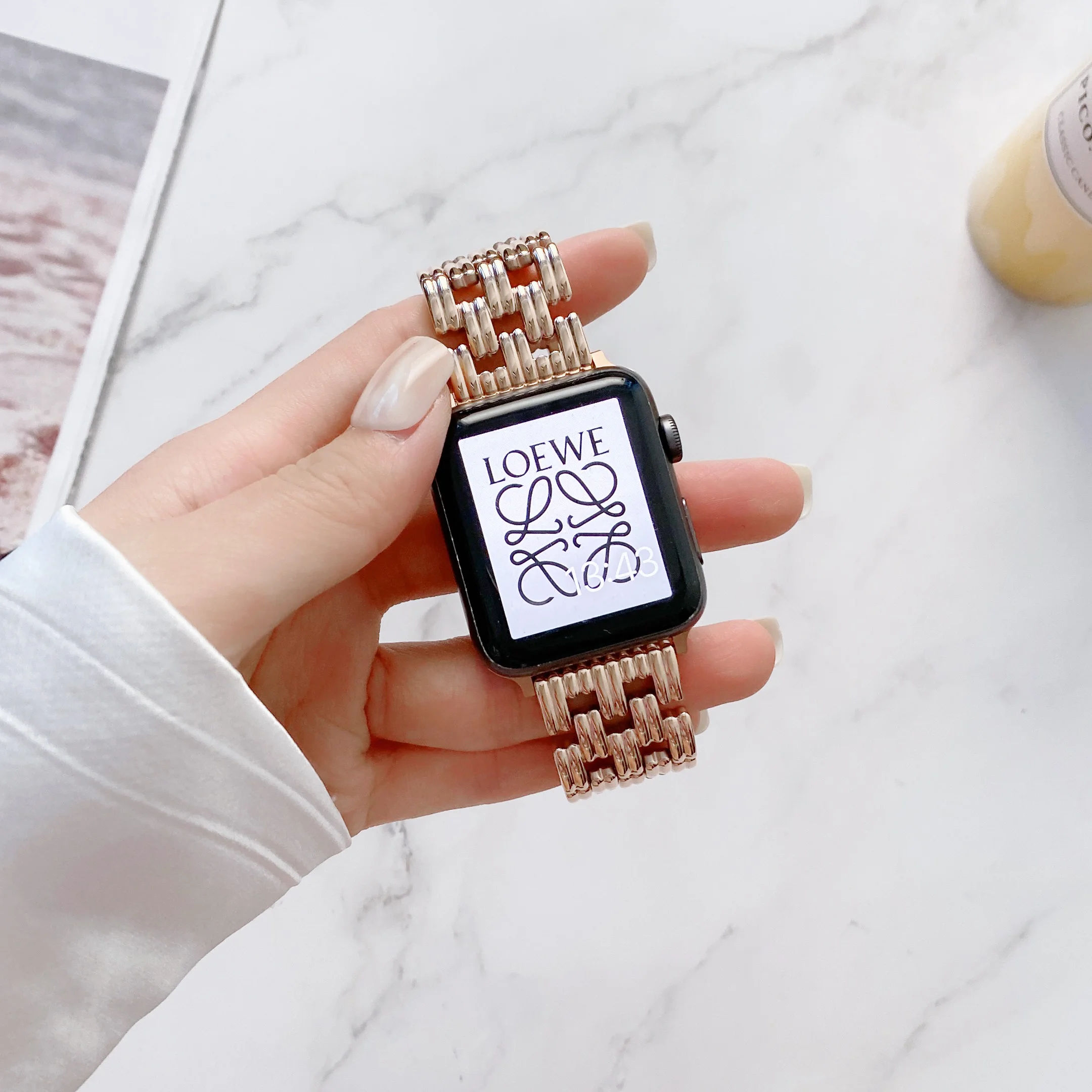 Luxury Bracelet Stainless Steel Strap For Apple Watch 8pro Band 49mm 45mm 41mm 44mm ultra iWatch Series 8 7 Belt Adjustable tool