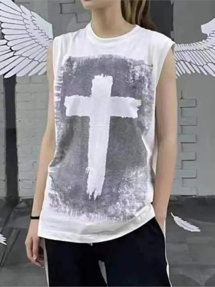 

Retro T-shirt vest cross design sense 2022 summer loose outer wear top solid color fashion simple Korean version