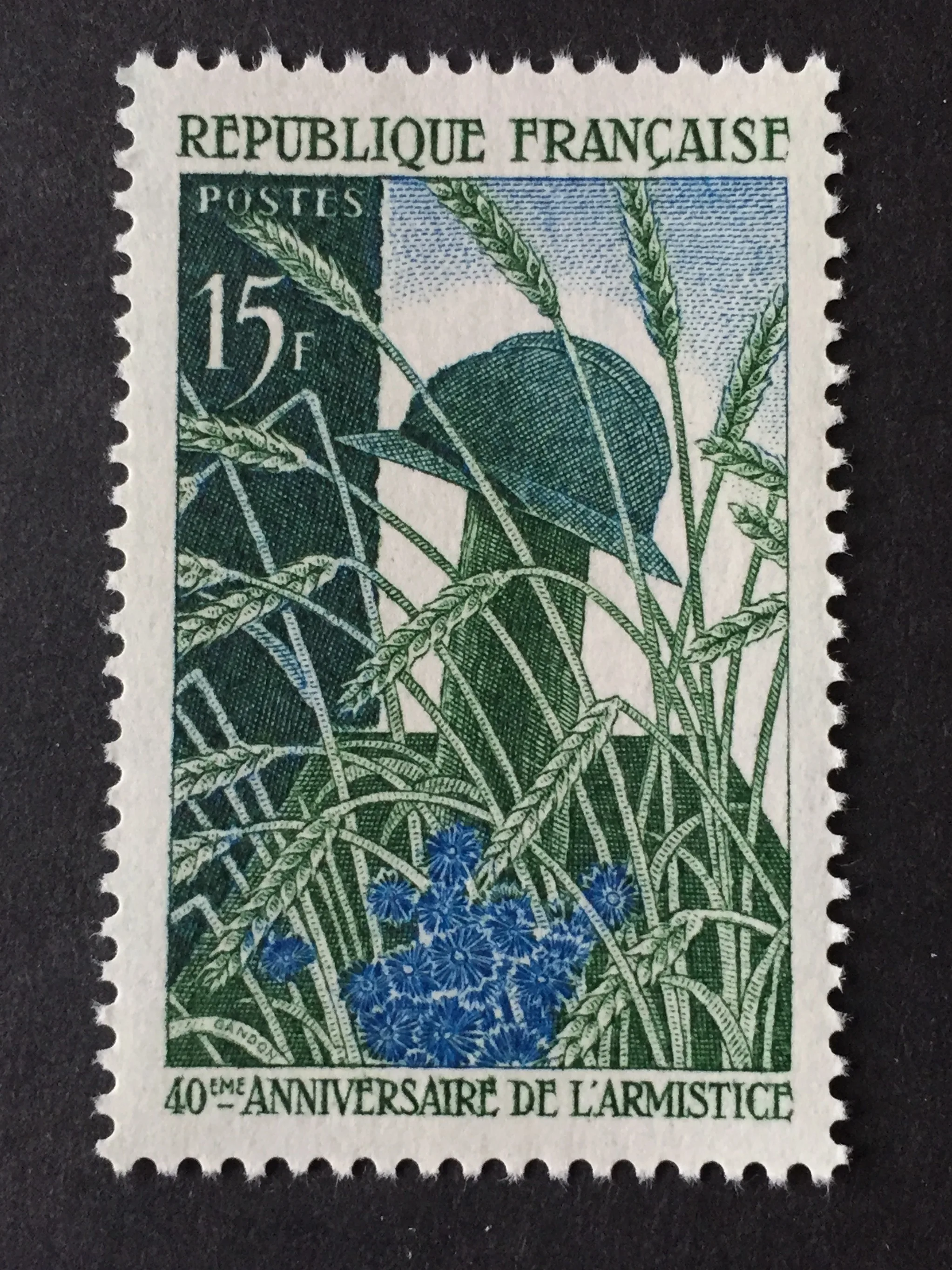 

1Pcs/Set New France Post Stamp 1958 Soldier Helmet Engraving Postage Stamps MNH