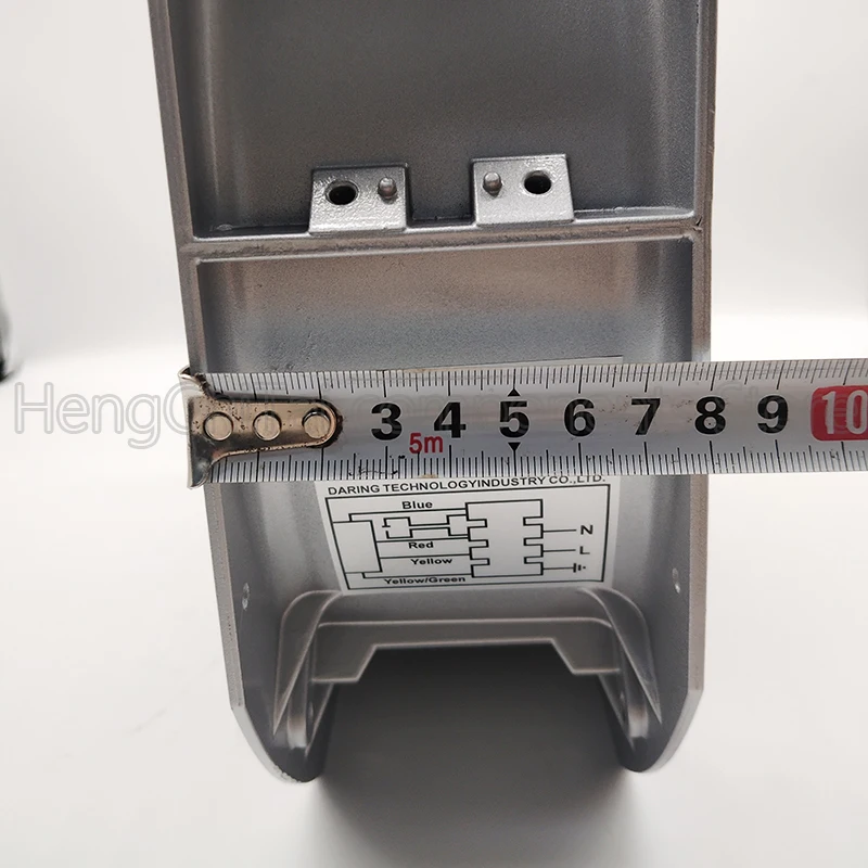 Осевой вентилятор A28080-V2HBKS