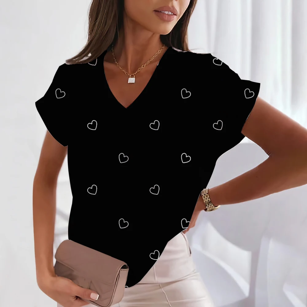 

Женская блузка с V-образным вырезом, объемным принтом и коротким рукавом