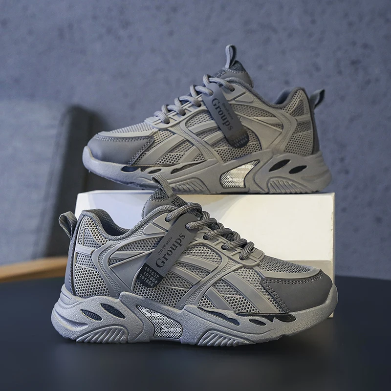 2022 New Men's Women's Running Shoes Unisex Original Kids Shoes Boys Fashion Anti Slip Girls Shoes Kids Mesh Surface Sneakers