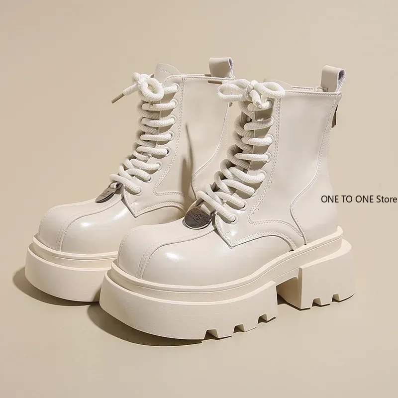 Белые женские короткие сапоги на молнии с боковой молнией осенние винтажные в