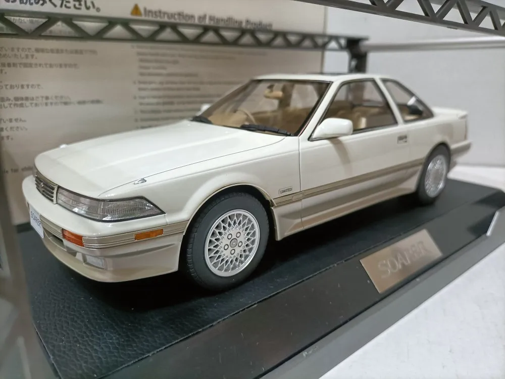 

Хобби Япония 1:18 Toyota Soarer 3.0GT ограниченный MZ20 JDM Ограниченная серия резиновый Металл статическая модель автомобиля игрушка подарок