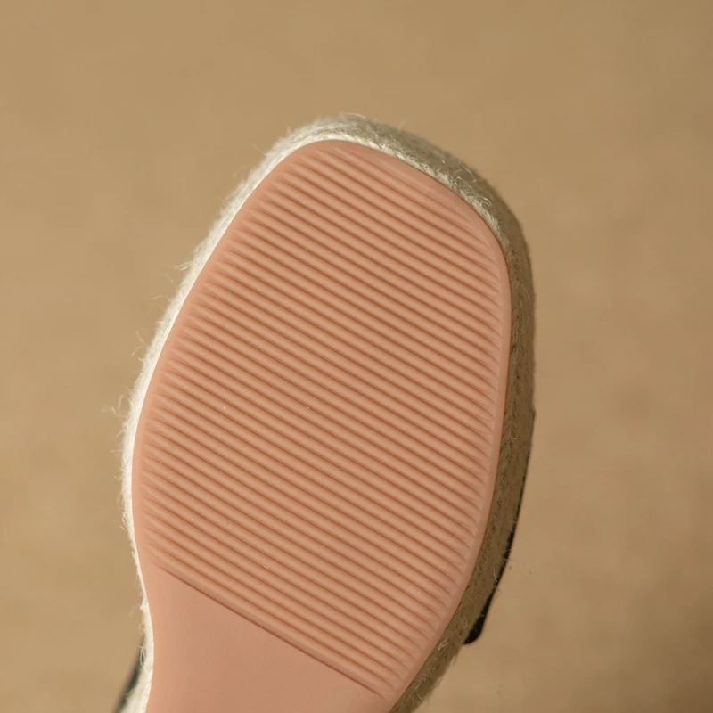 Женские шлепанцы с квадратным носком плетеные тапки из воловьей кожи на высоком