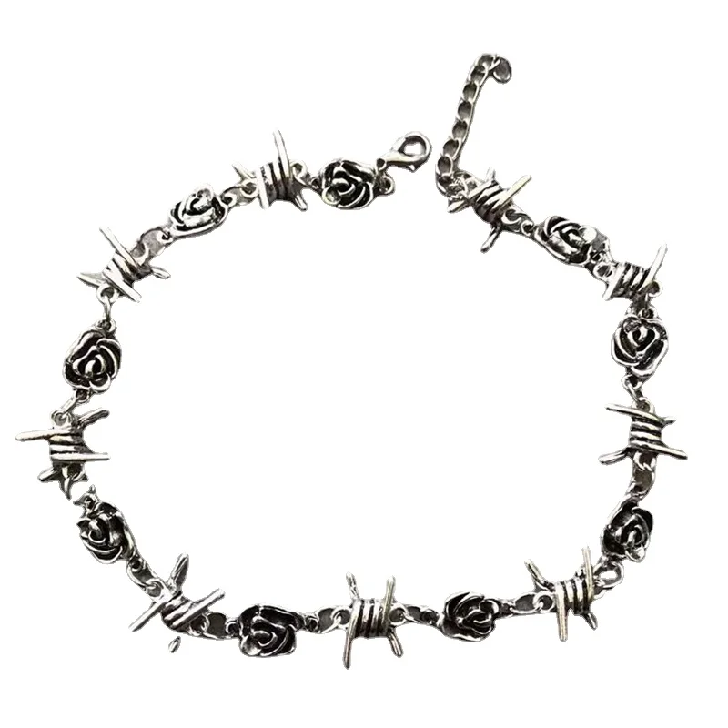 

New Necklaces for Women Charm Vintage Gothic Design Personalized Thorn Rose Shape Awn Thorn Clavicle Chain Ins Style Jewelry