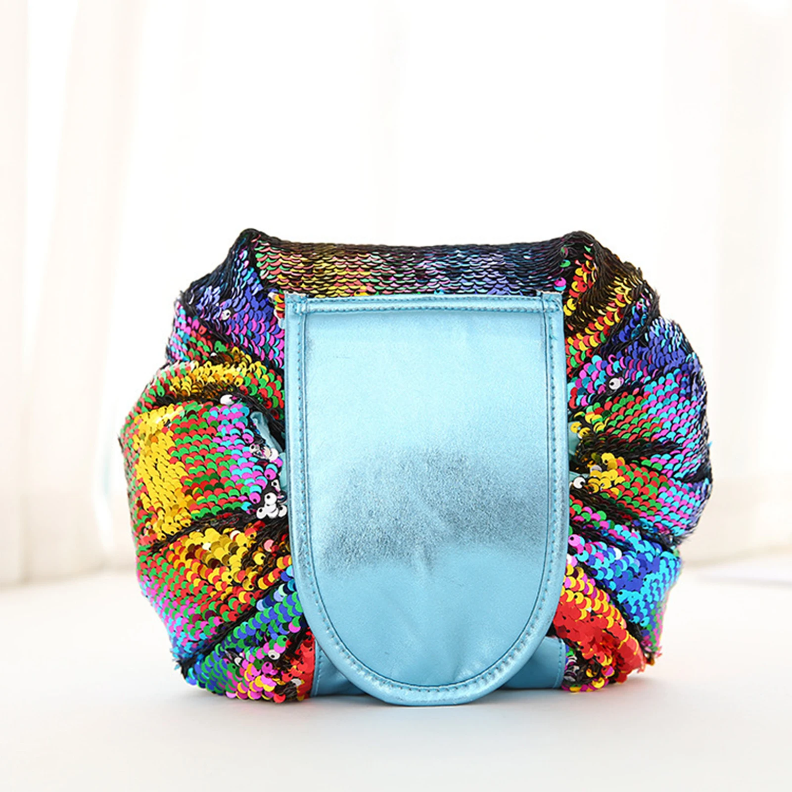 

Shiny Women's Makeup Bag Lightweight Cosmetic Storage Bag For Home Hotel