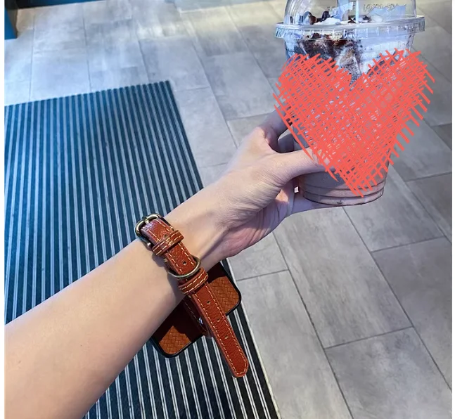 Корейский модный чехол-подставка с ремешком на запястье для Samsung Galaxy Z Flip6 чехол