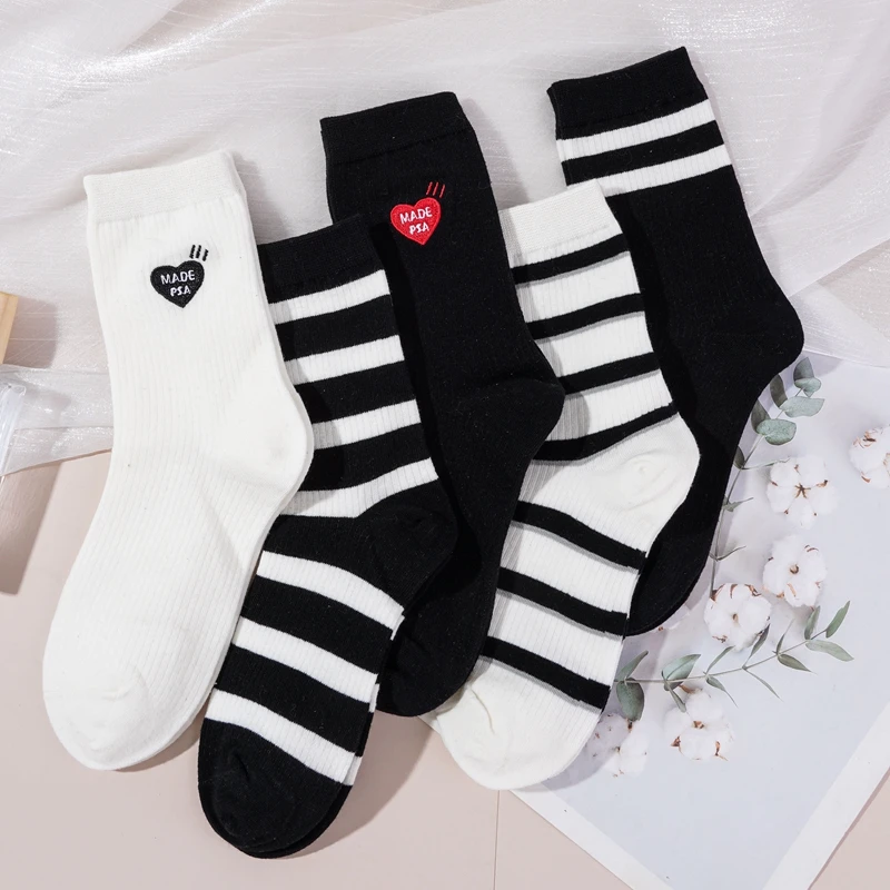 

Womens Autumn and Winter Middle Tube Socks Black White Striped Combed Cotton girls cute Casual Sports College Style Short Socks