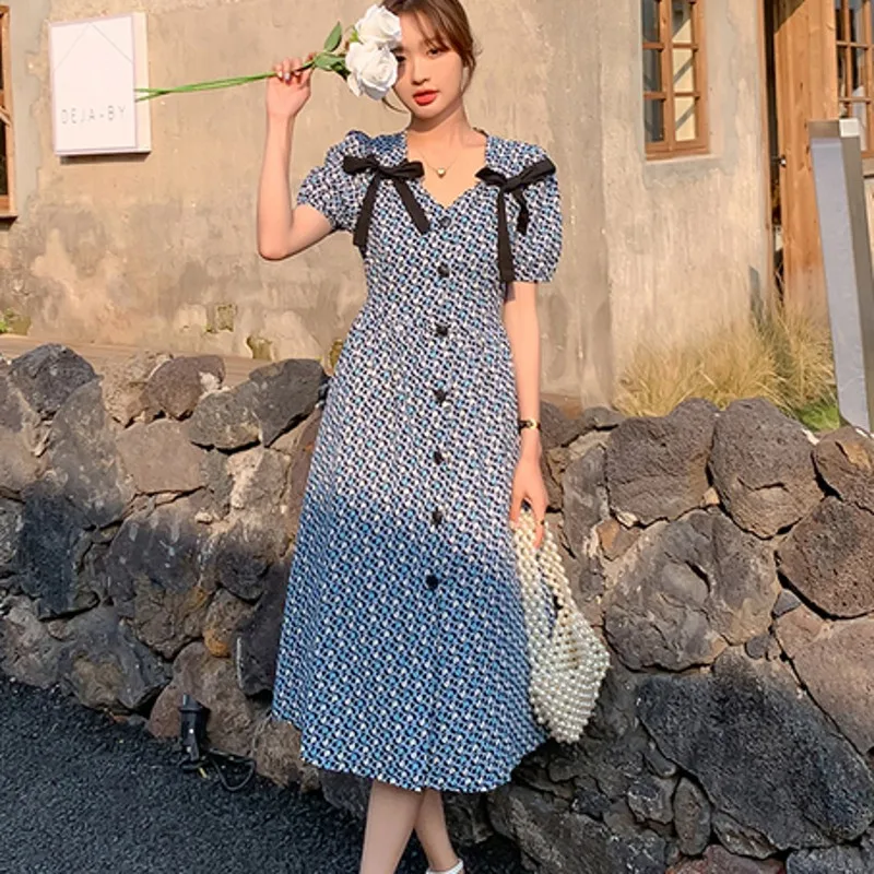 

Women Vintage Elegant V neck Pleated Floral Dress 2022 Korean Chic Summer Slim Puff Sleeve Printed Dresses