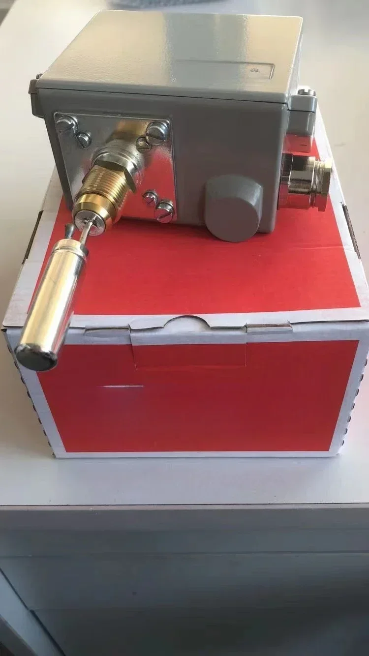 Датчик реле давления KPS KPS77 060 060L Контроллер 311866 060л 312166