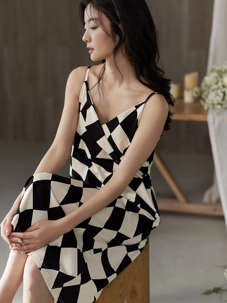 Ночная рубашка женская летняя из модала и хлопка пикантная Пижама на бретельках