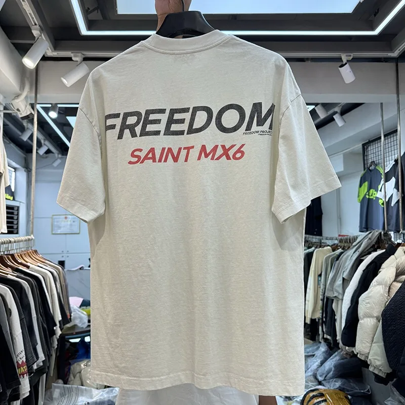 Футболка с принтом