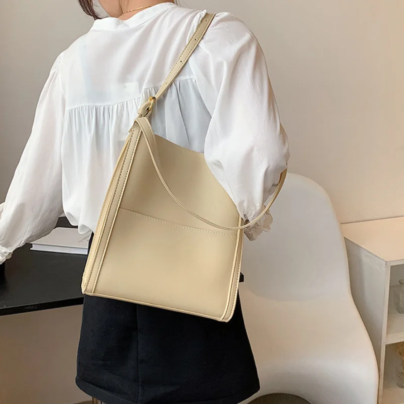 Women's Retro Fashion Large Capacity Crossbody Tote Bags for Women Shopping Luxury One Shoulder Underarm Bolsa Feminina Handbags