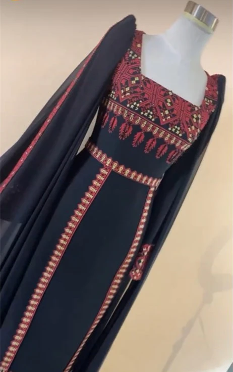 

Black Muslim Evening Dress With Cape Sleeves Red Embroidery Elegant Moroccan Kaftan Arabic Dubai Women Long Prom Party Gown 2023