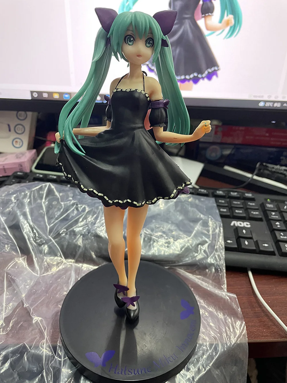 Экшн-фигурка VOCALOID из Аниме Хацунэ Мику мегурин лука ПВХ в стиле острый готическое