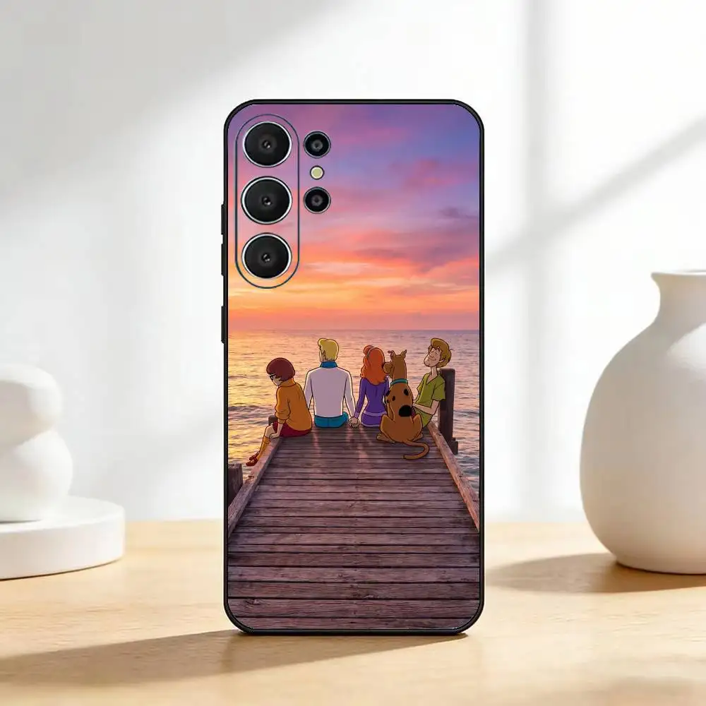 Фото Мультяшный чехол для телефона с Скуби-Ду для Samsung S25, S24, S21, S22, S23, S30, Ultra, S20, Plus, Fe, Lite, Note, 10, черный чехол. №3