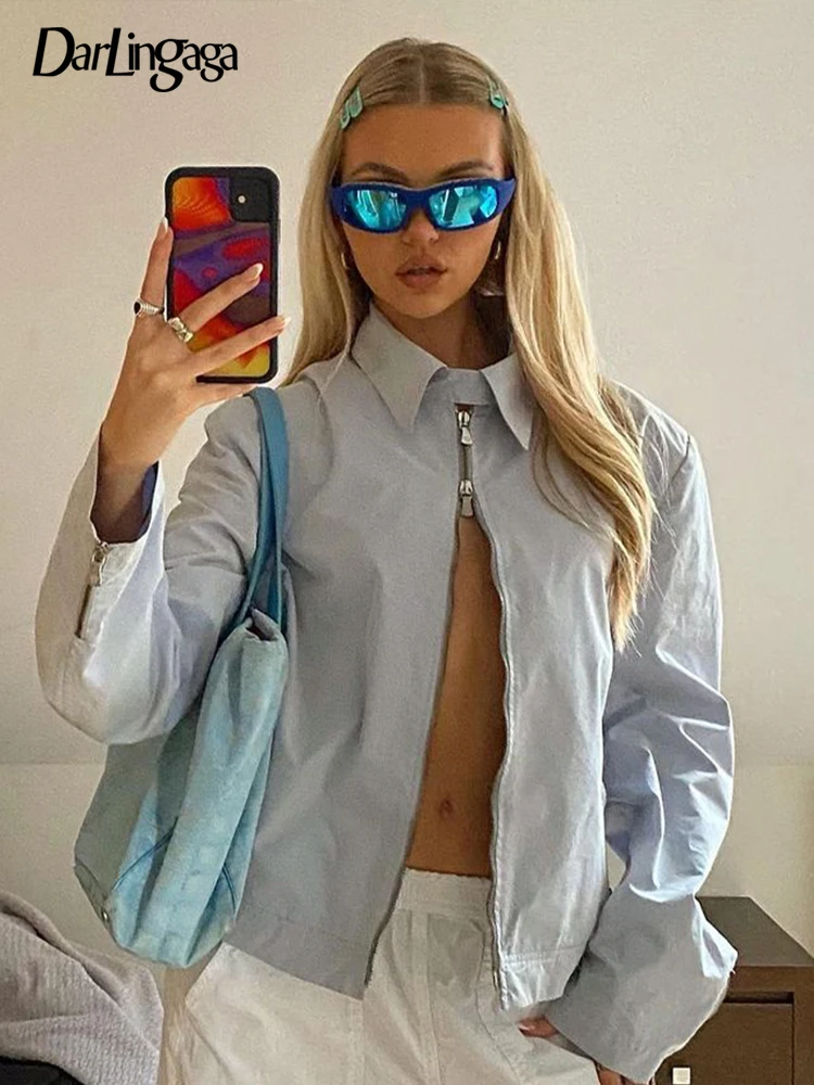 

Куртка женская демисезонная на молнии с длинным рукавом и отложным воротником