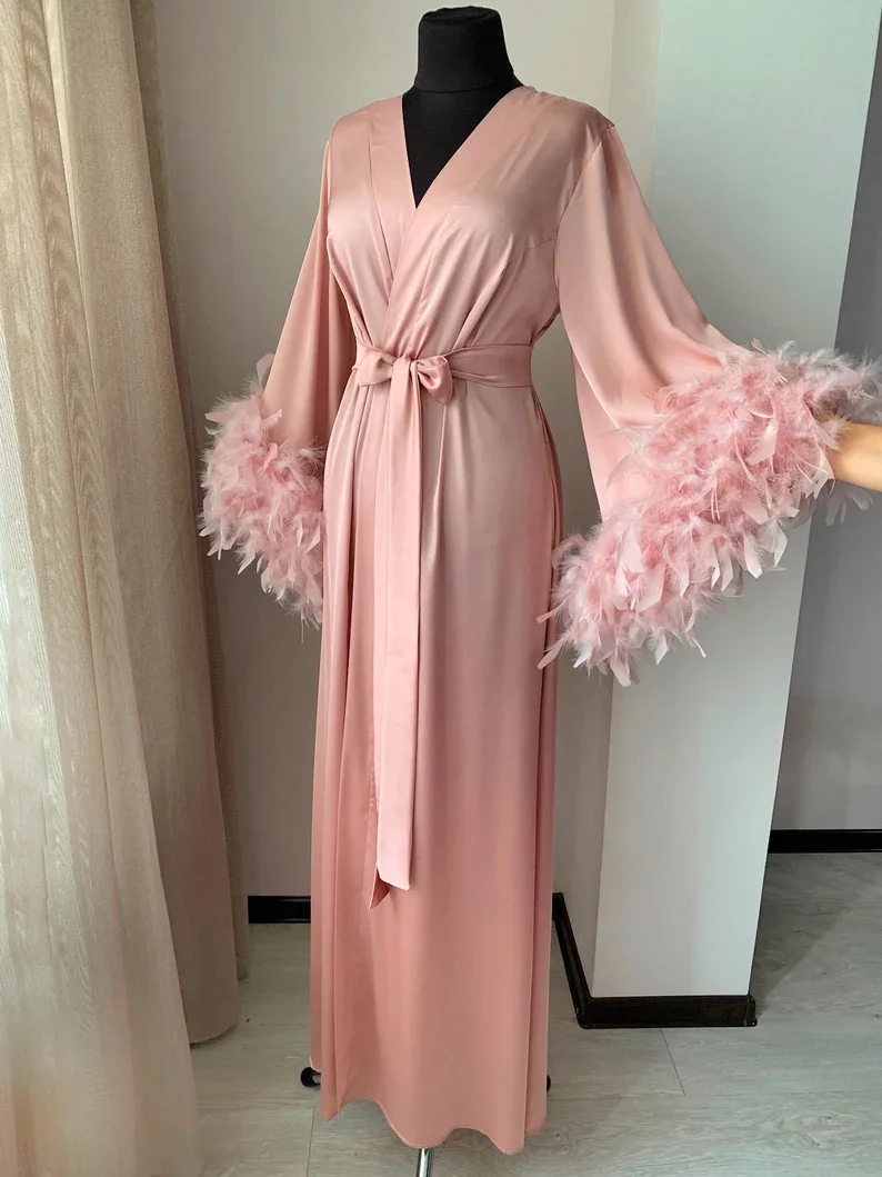 Long Bridal With Feather Silk Bride Kimono Wedding Day Dress White With Feather Cuff Details Satin Robes For Women Hen Party